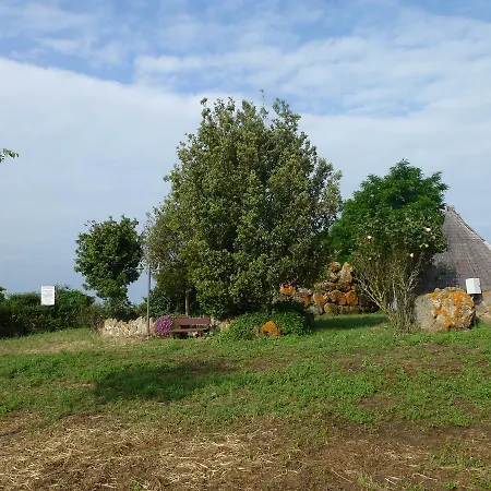 Agriturismo Nuragh'elighe Фермерский дом *
