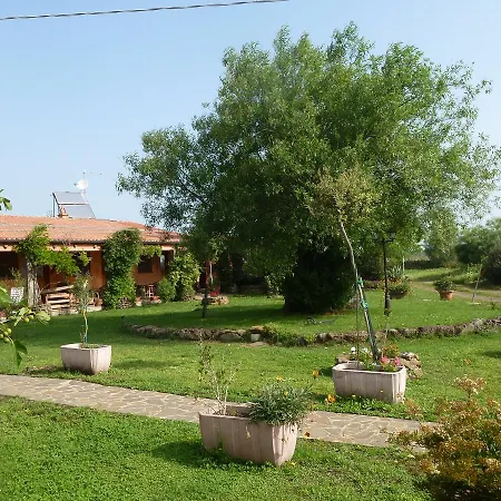 Agriturismo Nuragh'elighe * Sindia